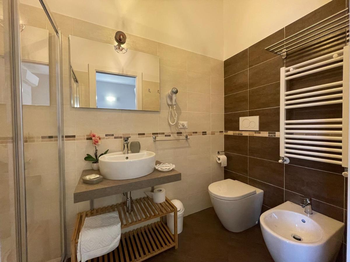 Porta Alla Croce Guest House Florence Exterior photo
