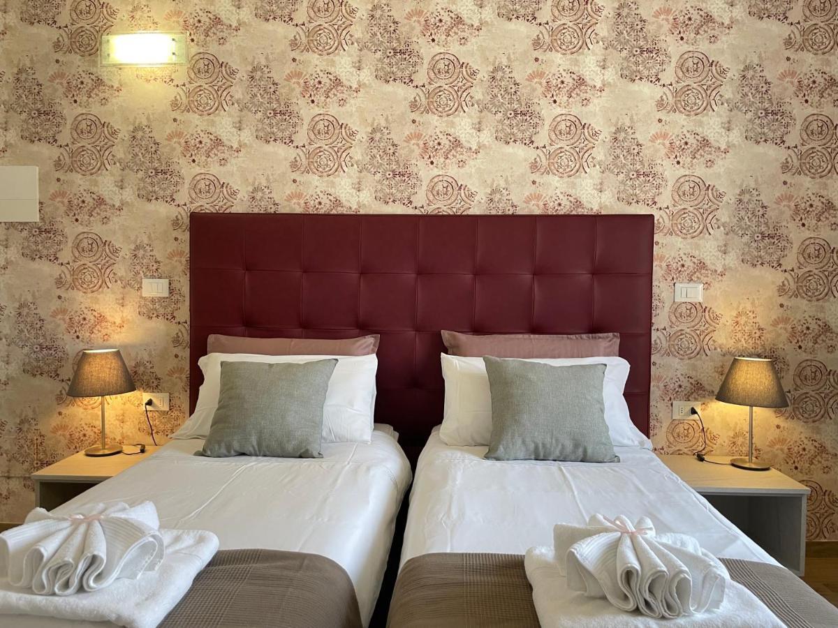 Porta Alla Croce Guest House Florence Exterior photo
